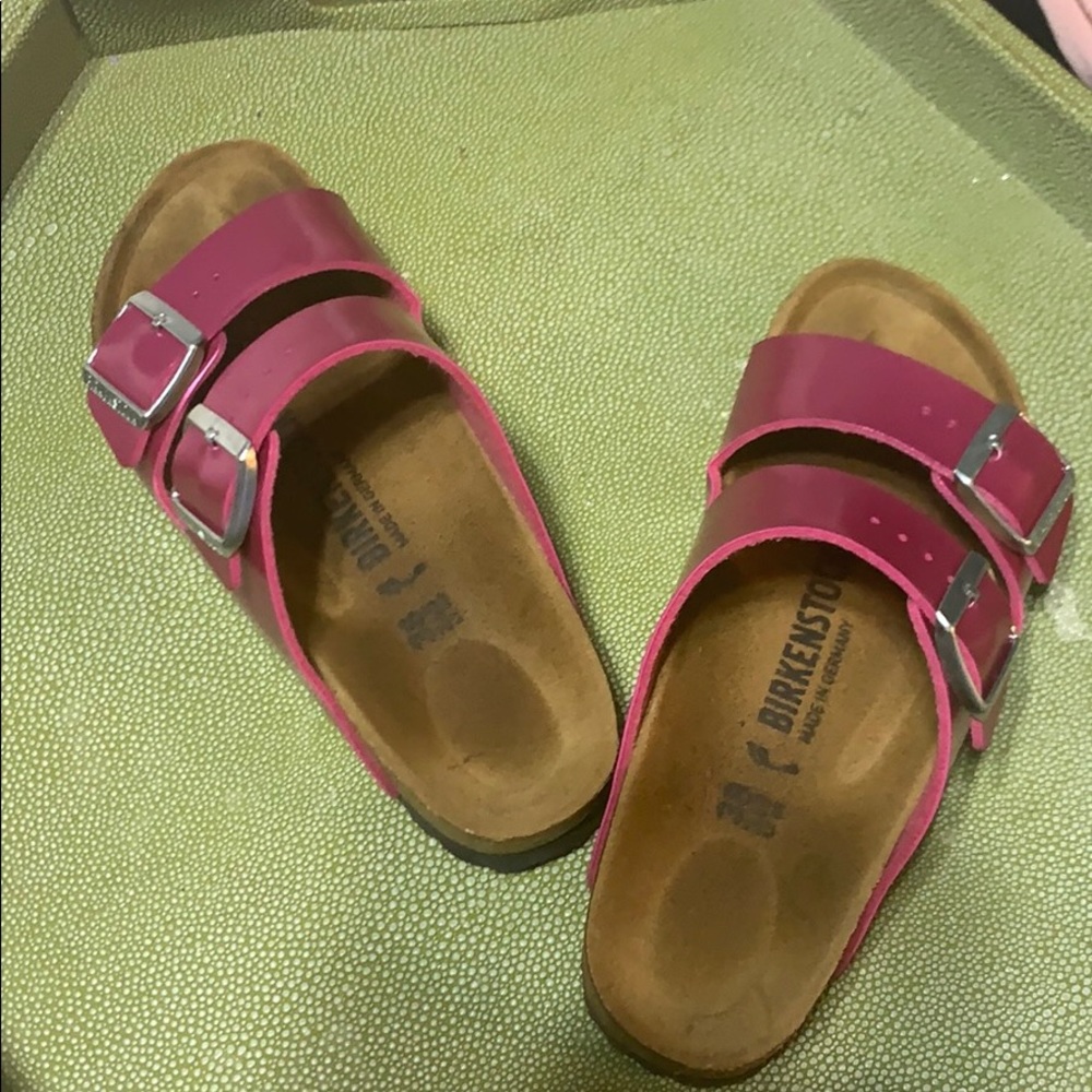 Metallic Pink Birkenstock’s